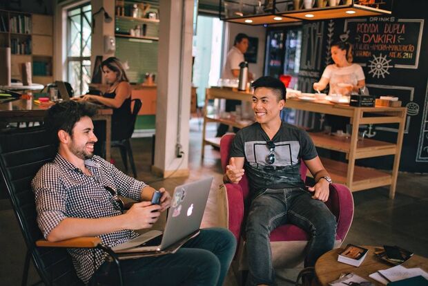 Coworking und der Einfluss auf die Unternehmenskultur Coworking und der Einfluss auf die Unternehmenskultur